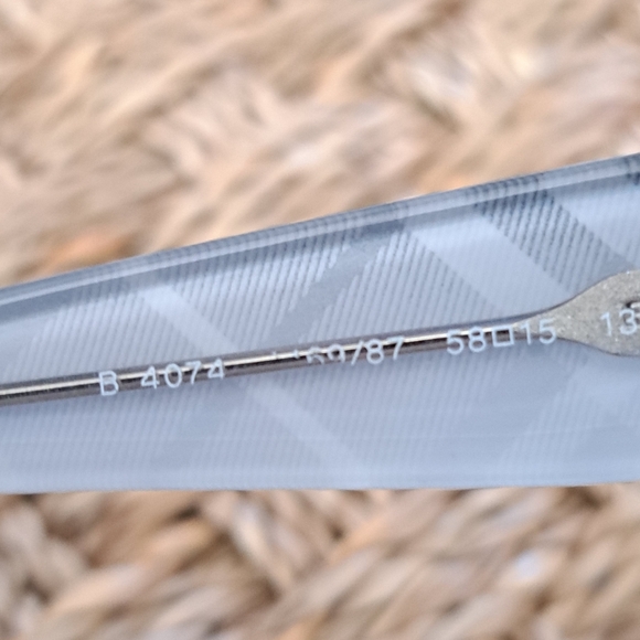 Burberry Sunglasses with Versace Case B-4074 3169/87 Black-Gray 58-15-130 - Picture 5 of 14